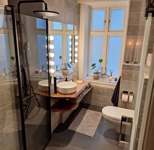 Апартаменты Cozy Retreat In The Heart Of