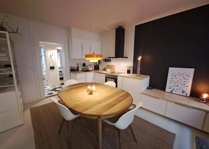 Cozy Retreat In The Heart Of